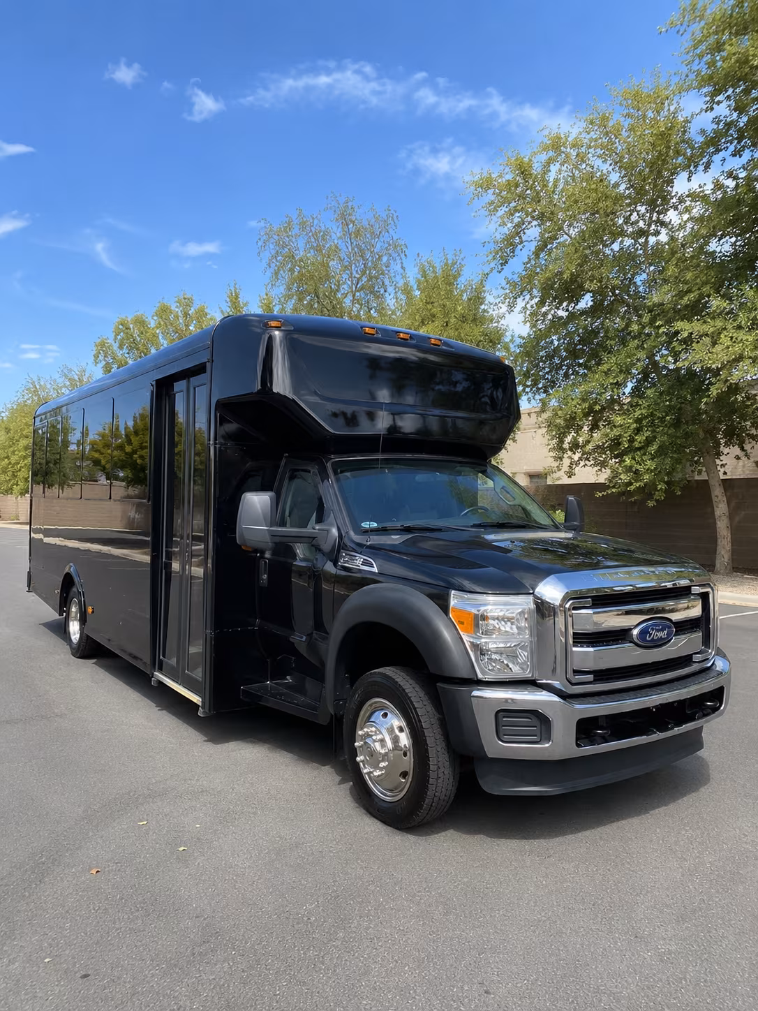 Mesa Winery Tour & Pub Crawl Transportation group transportation