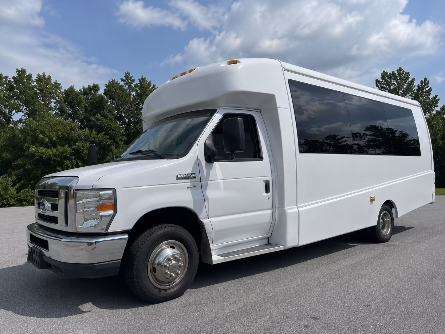 Mesa Winery Tour & Pub Crawl Transportation onboard seating