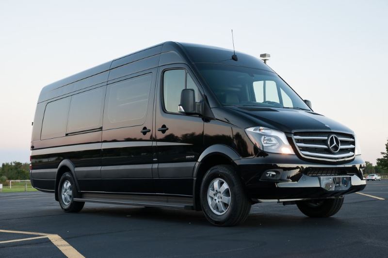 Flagstaff 18 Passenger Van/Minibus